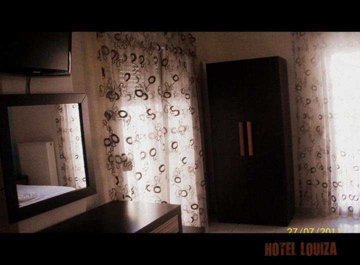 Hotel Louiza Paralía Dış mekan fotoğraf