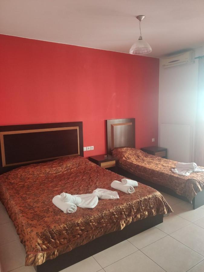 Hotel Louiza Paralía Dış mekan fotoğraf