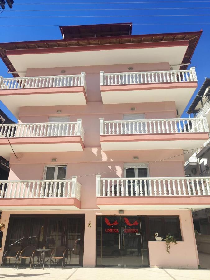 Hotel Louiza Paralía Dış mekan fotoğraf
