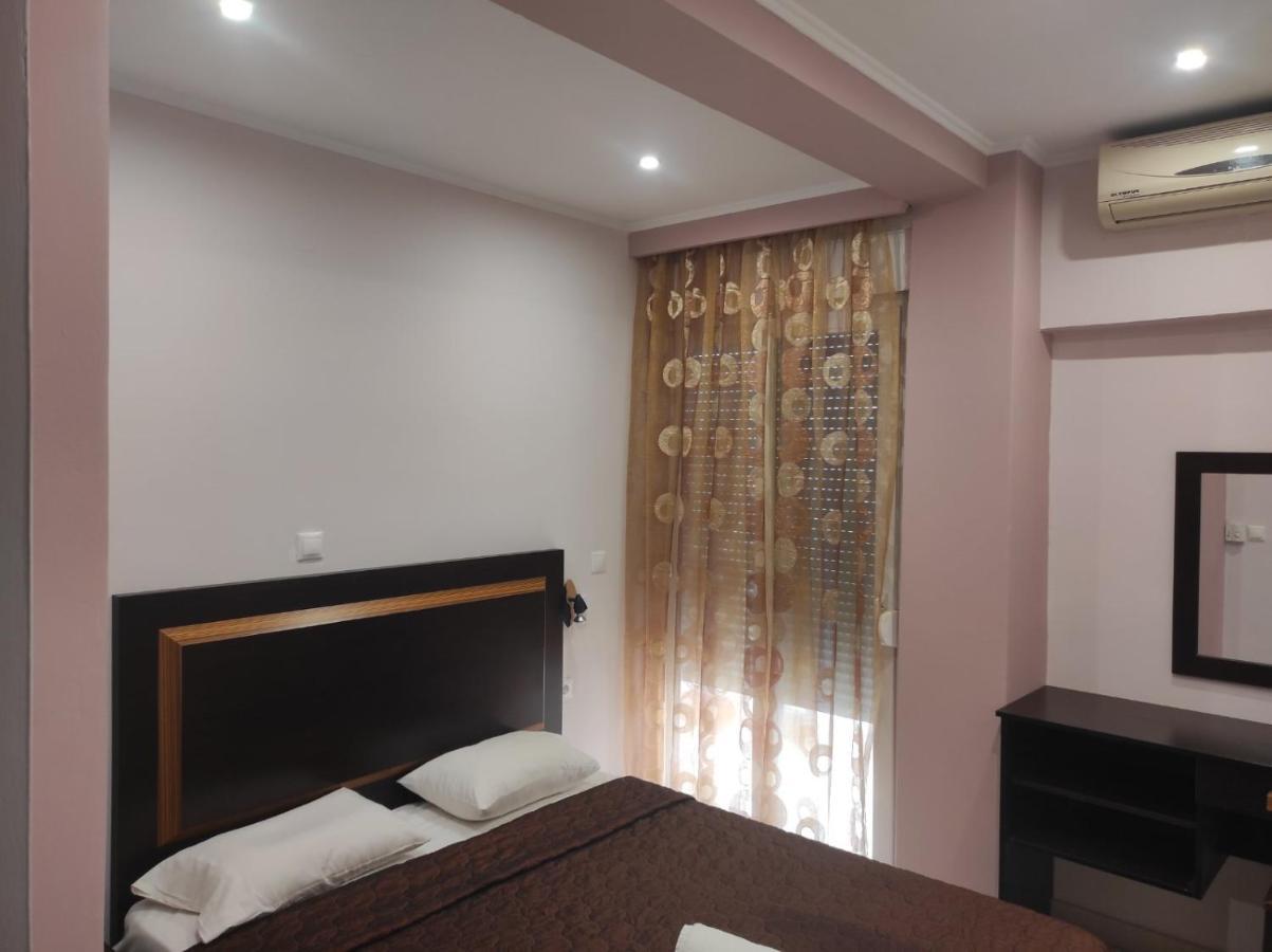 Hotel Louiza Paralía Dış mekan fotoğraf